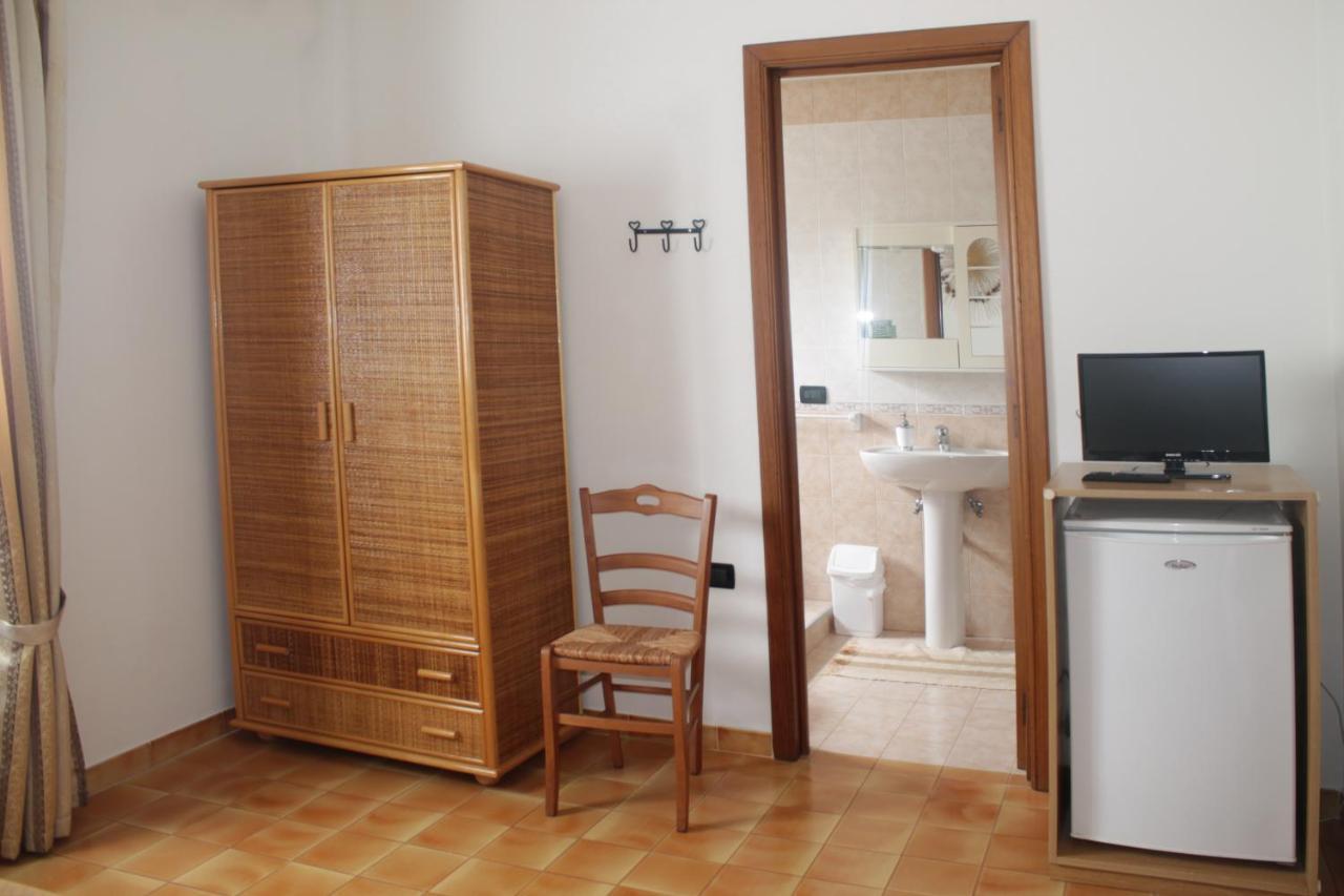 B&B Otranto 100 mt mare Exteriör bild