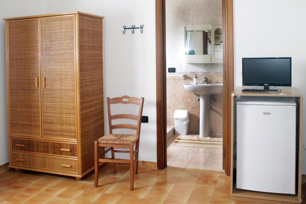 B&B Otranto 100 mt mare Exteriör bild
